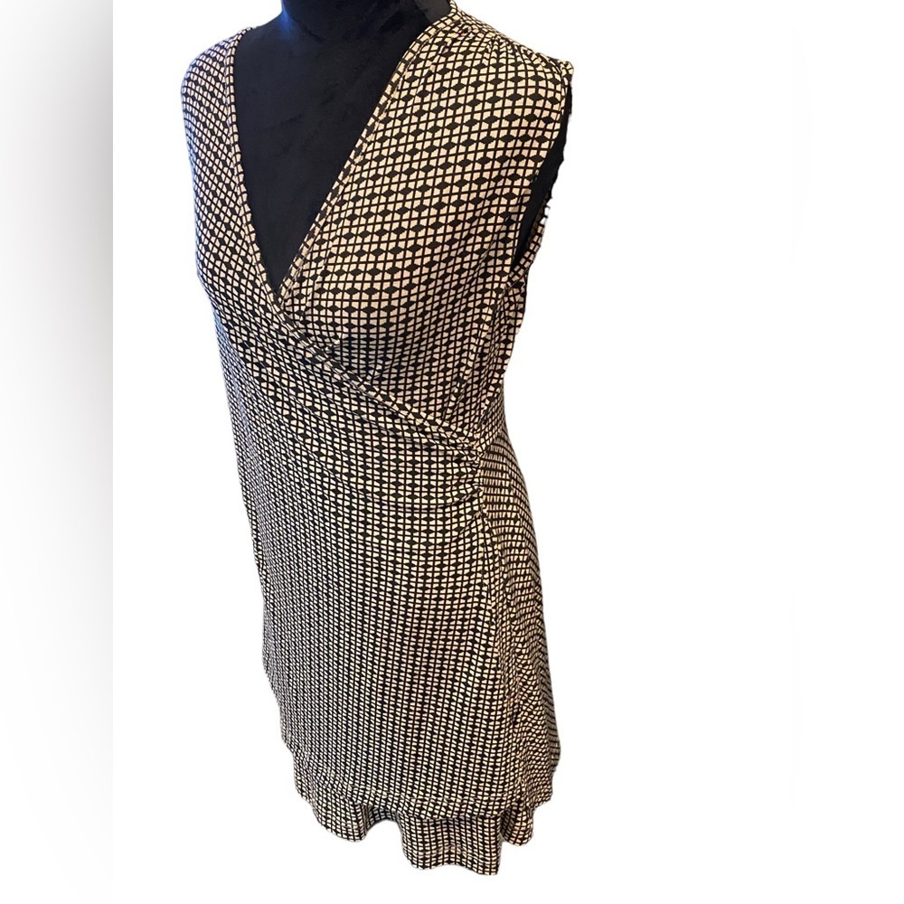 Effie's Heart V-Neck Plaid Patterened Faux Wrap Dress Size M - Picture 2 of 9